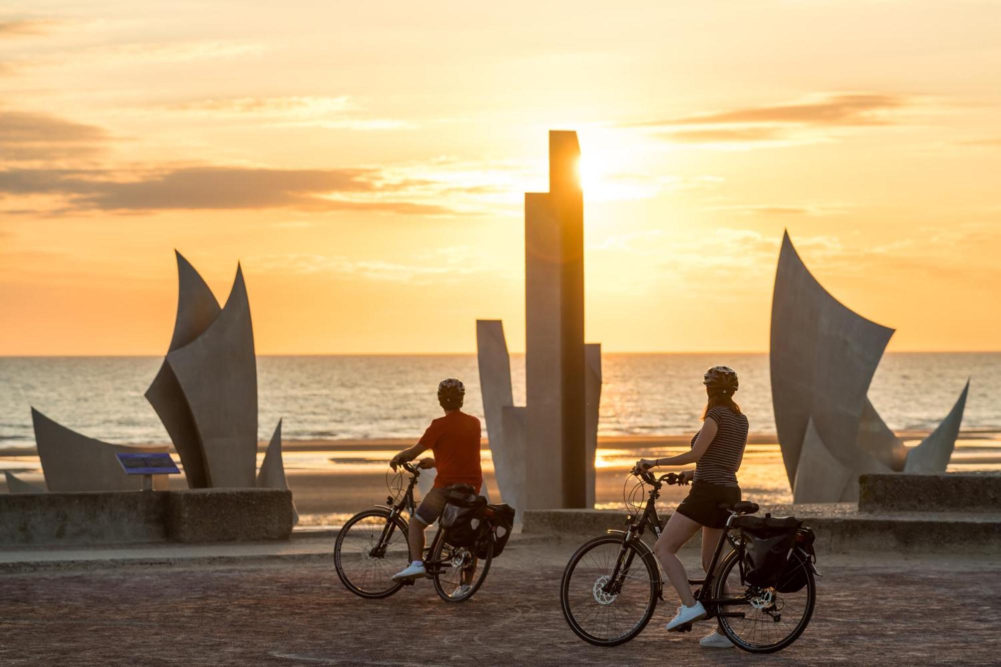 La Fromagerie Maison Lumineuse Et Spacieuse Beau Sejour 5 Ch 2 Wc 1 Sdb Grand Jardin Clos 5Mn A Pied Commerces 10 Mn Plage Omaha Beach Proche Plages Du Debarquement Trevieres 외부 사진